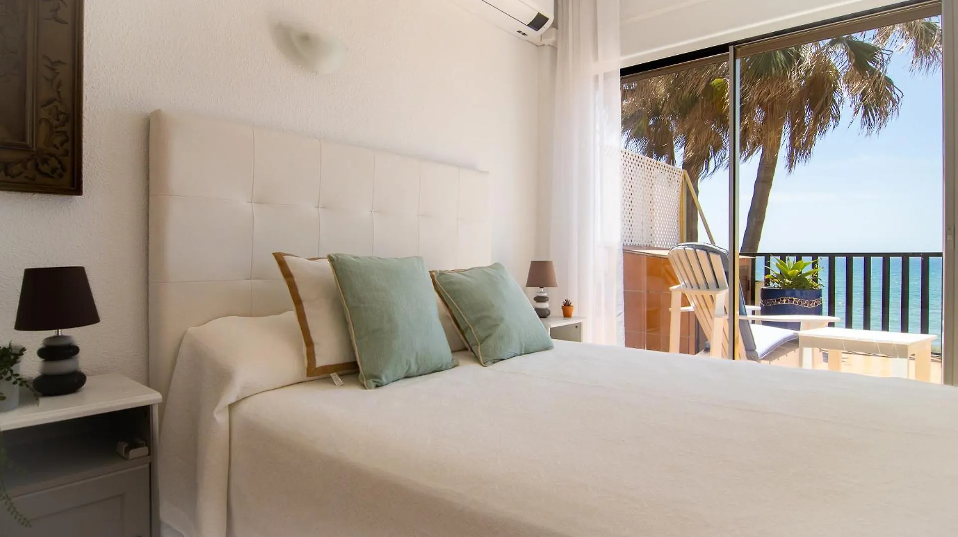 Oleholidays 921 Atico Romana Playa Vistas Al Mar Marbella 0*,  Spagna