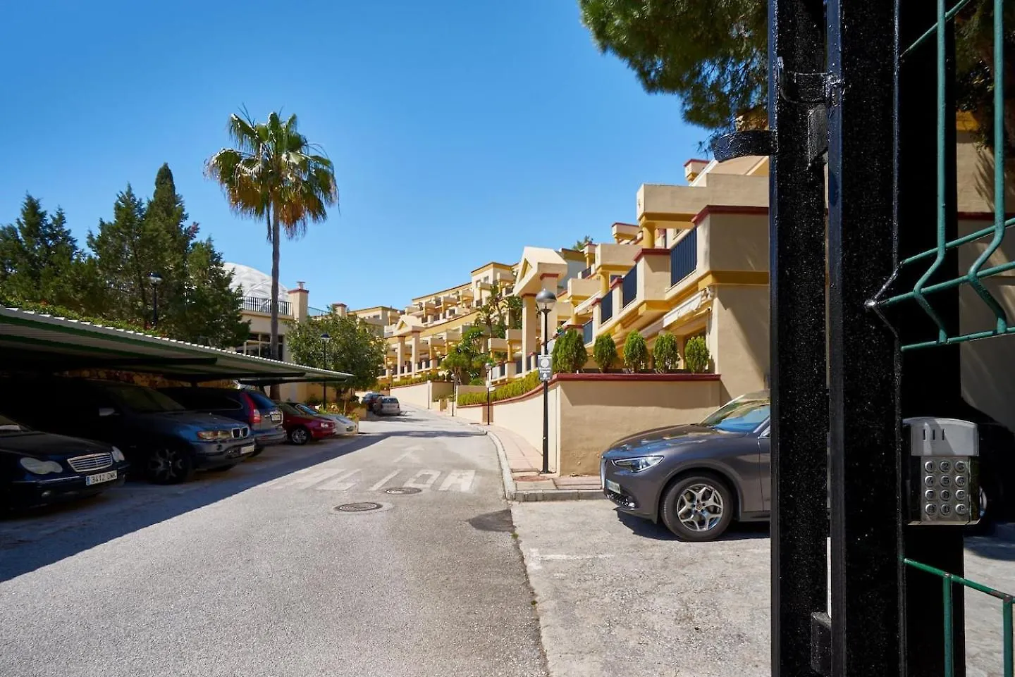 Apartment Oleholidays 921 Atico Romana Playa Vistas Al Mar Marbella Spain