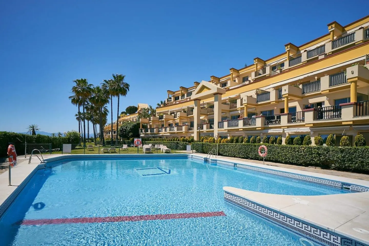Oleholidays 921 Atico Romana Playa Vistas Al Mar Marbella 0*,
